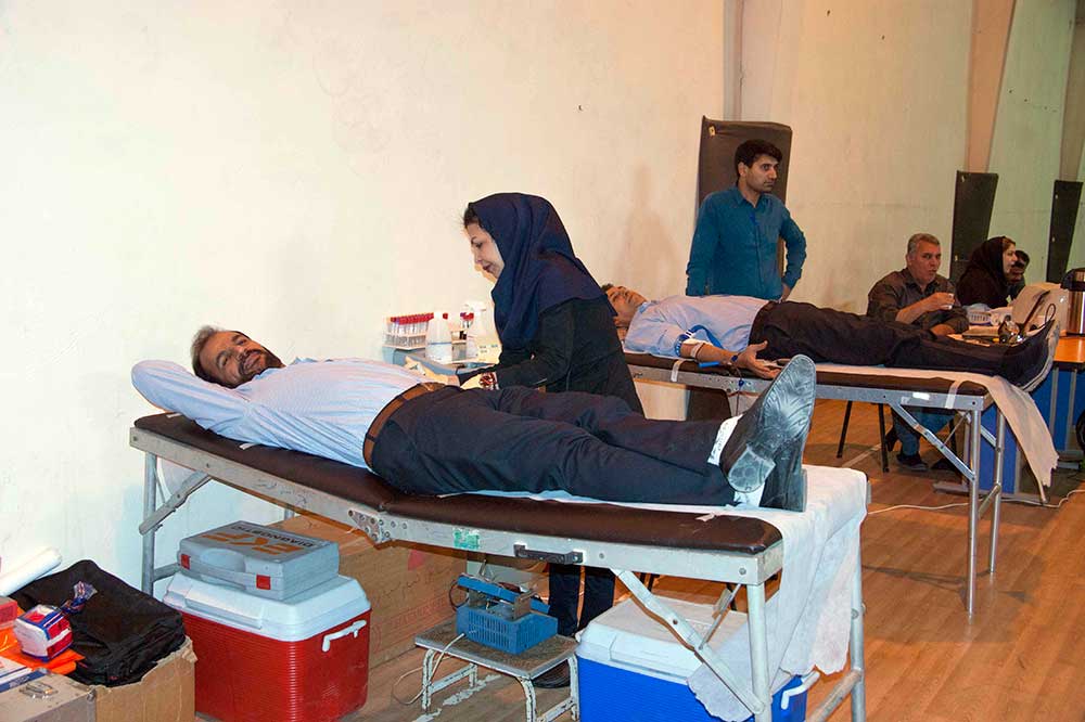 160 واحد خون، هدیه کارکنان پتروشیمی فجر به نیازمندان