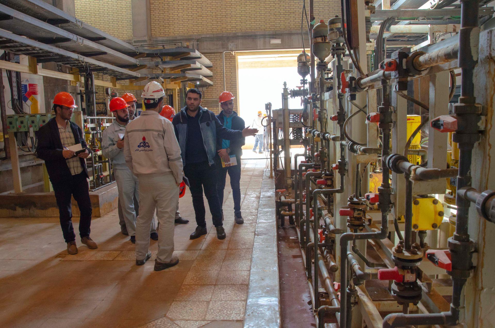 فولاد شادگان