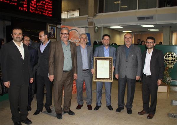 قیمت هر سهم پتروشیمی فجر 11500 ریال کلید خورد