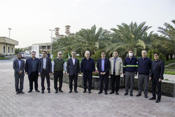 معاون محیط زیست انسانی از فجر انرژی بازدید کرد