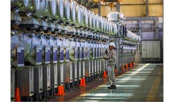 مساهمةً بدور محوري في تأمين راحة المواطنين وتقليل انقطاعات الصيف في خوزستان