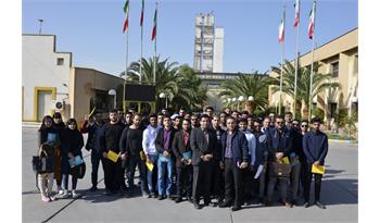 با هدف افزایش ارتباط صنعت و دانشگاه: بازدید دانشجویان از شرکت فجر انرژی خلیج فارس