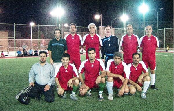 تیم فوتسال پتروشیمی فجر مقام سوم را کسب کرد