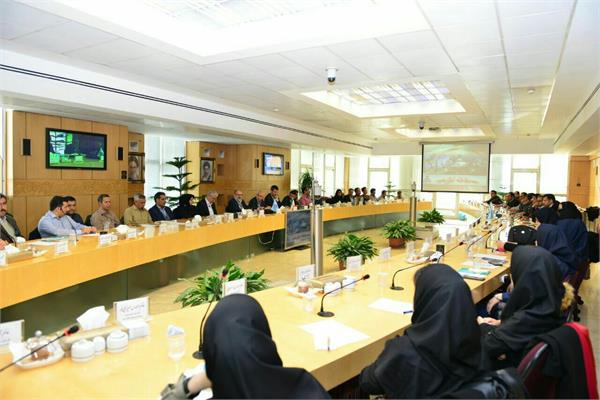 تقدیر مدیر کنترل تولید شرکت ملی صنایع پتروشیمی از پتروشیمی فجر در  پایداری تولید