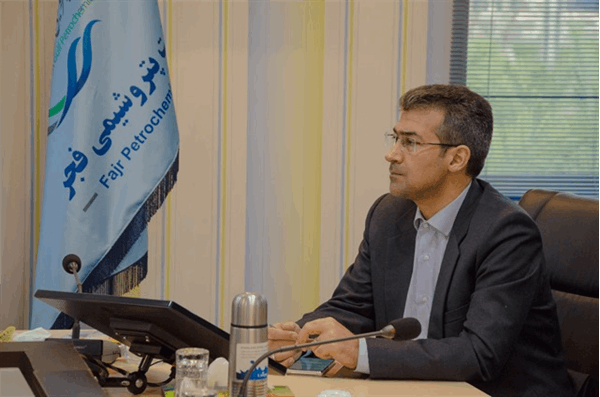 نمایی از خود اتکایی ملی در گفتگو با رییس مجتمع پتروشیمی فجر/ این شرکت موفق به داخلی سازی 13 نوع ماده شیمیایی مصرفی  شده است