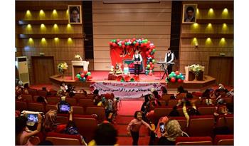 خانواده فجر شب یلدا را در کنار هم سپری کردند