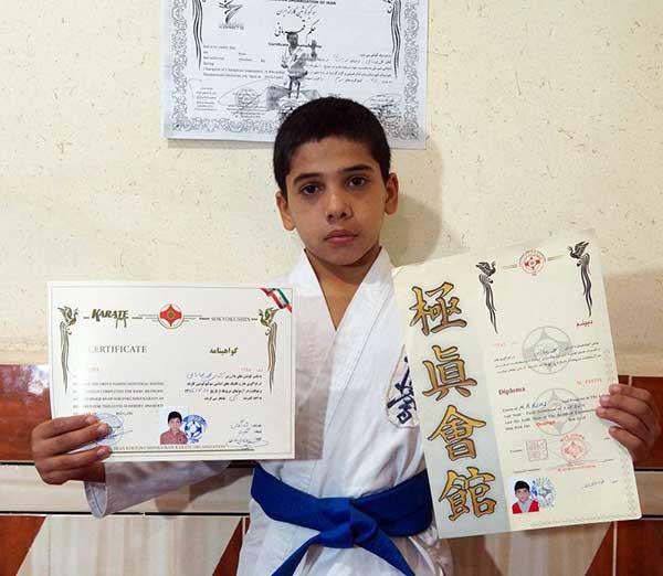 آرزویم پیوستن به تیم ملی است