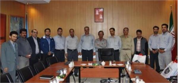 تقدیر از دو نفر نمونه ایمنی در  پتروشیمی فجر