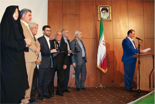 دو مقام برتر برای روابط عمومی پتروشیمی فجر